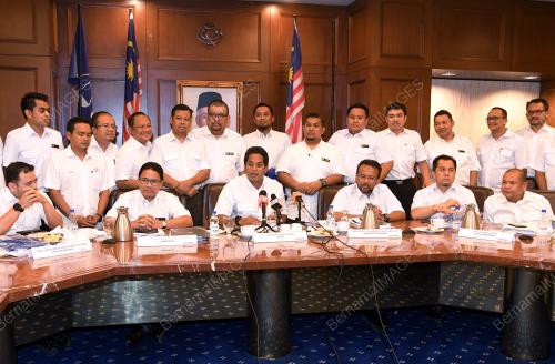 KL42_08032018_SIDANG_BN201803071071