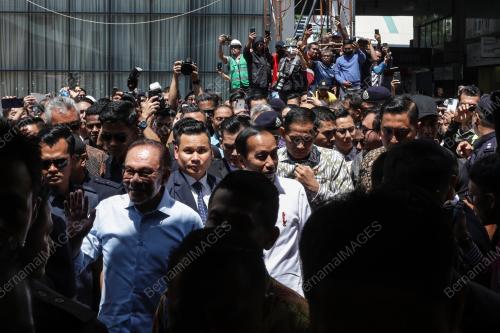 DATUK SERI ANWAR IBRAHIM