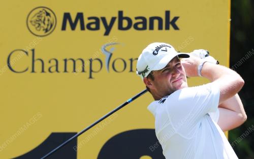 KL42_09022017_GOLF_MAYBANK