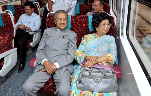 KL42_09042013_MAHATHIR
