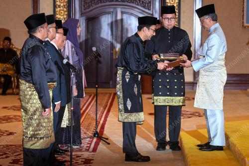 AL- SULTAN ABDULLAH RI'AYATUDDIN AL -MUSTAFA BILLAH SHAH