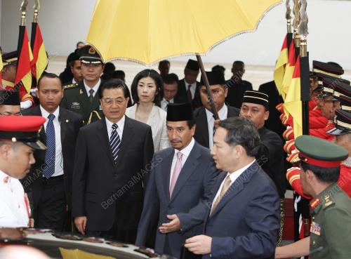 TUANKU MIZAN ZAINAL ABIDIN