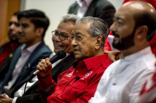 KL42_11082018_PPBM_BN201808105442