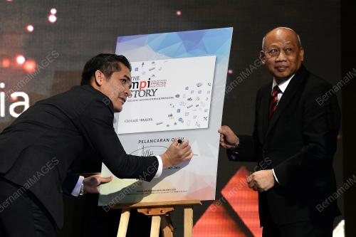 DR RADZI JIDIN