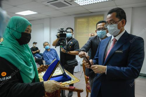 DATUK SERI MOHAMMAD MENTEK