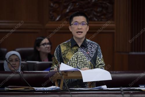 WONG KAH WOH