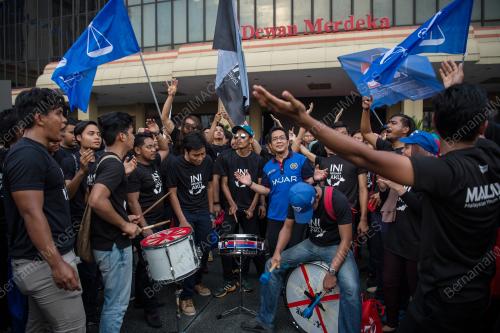 KL42_13042018_SISWA_BN201804125003