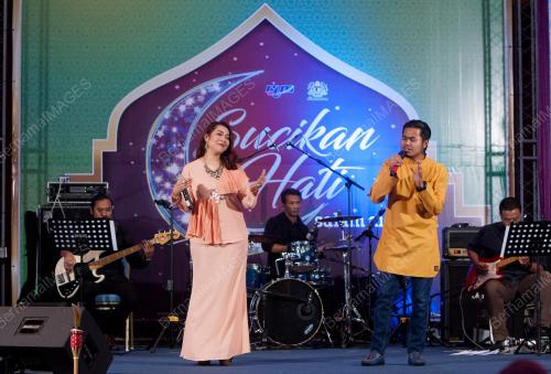 KL42_13062017_RTM_BN201706096453