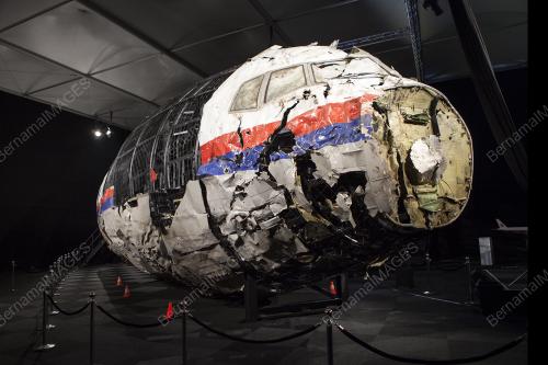 KL42_13102015_MH17
