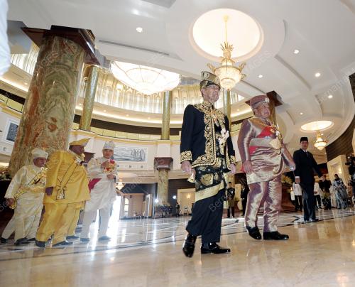 TUANKU ABDUL HALIM MU'ADZAM SHAH