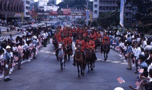 HARI KEPUTERAAN