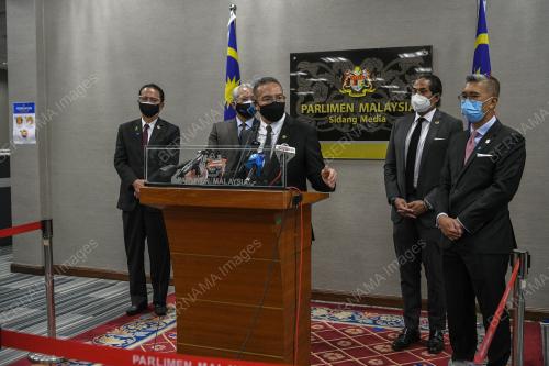 DATUK SERI HISHAMMUDDIN TUN HUSSEIN
