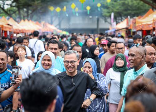 DATUK FAHMI FADZIL