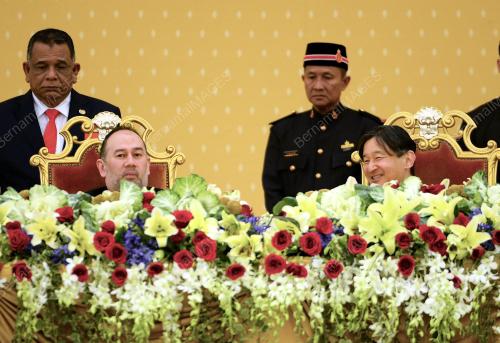 KL42_16042017_NARUHITO
