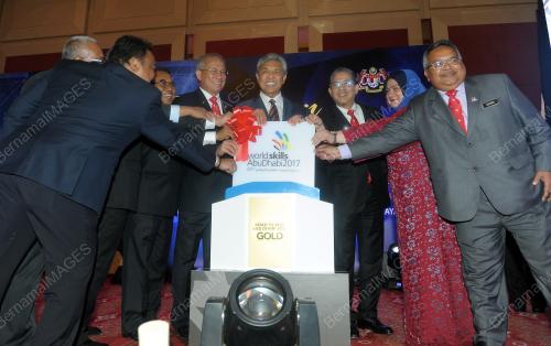 KL42_17042017_ZAHID