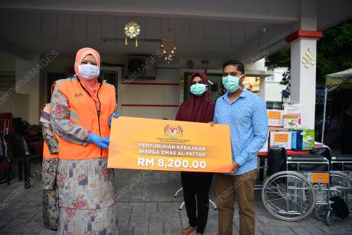 DATUK SERI RINA MOHD HARUN