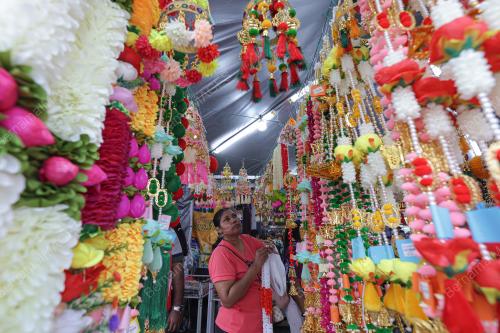 TINJAUAN SEMPENA SAMBUTAN DEEPAVALI