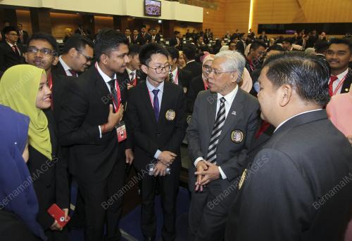 KL42_19072017_PARLIMEN_BN201707058481