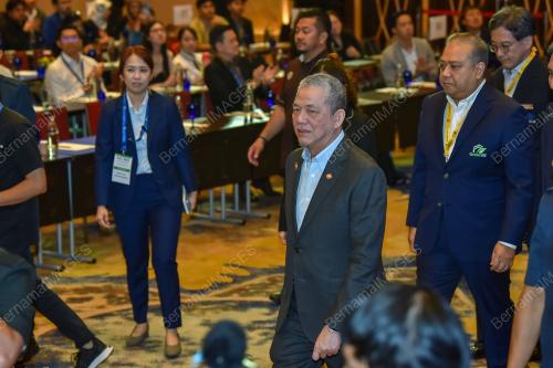 DATUK SERI FADILLAH YUSOF