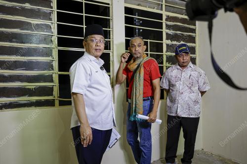 DATUK DR MOHD NA'IM MOKHTAR