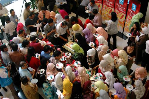 ULANG TAHUN BERNAMA