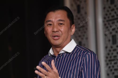 DATUK SERI TEE LIP SIN