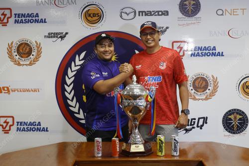 HOKI PIALA VIVIAN MAY SOARS
