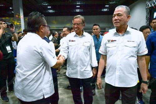 TAN SRI ABANG JOHARI TUN OPENG