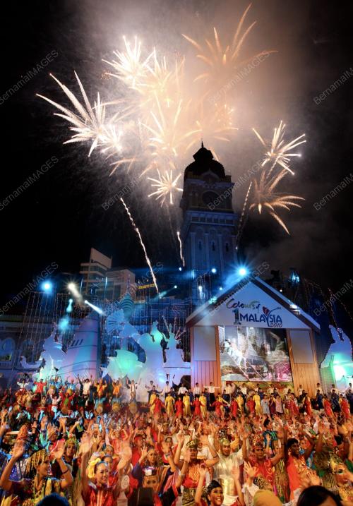 COLOUR OF 1 MALAYSIA 2010