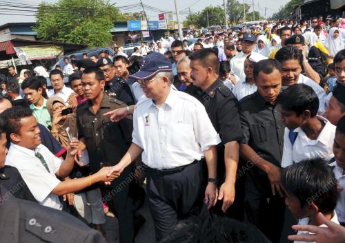 DATUK SERI MOHD NAJIB TUN ABDUL RAZAK