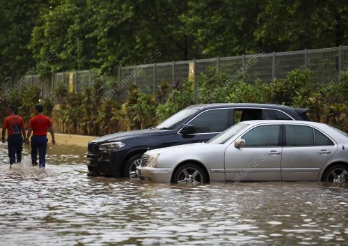 BANJIR KILAT