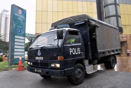 KL42_23052018_POLIS