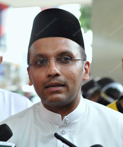 KL42_23062017_UMNO