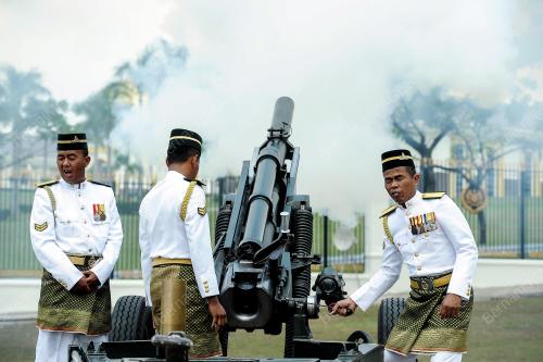 KL42_24042017_AGONG