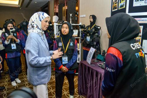 TENGKU PERMAISURI NORASHIKIN