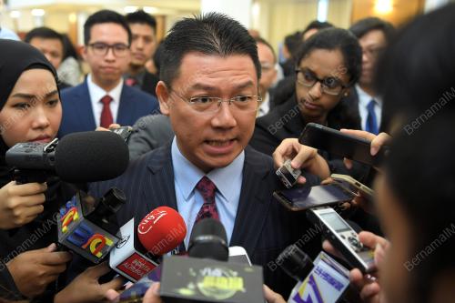 KL42_25032019_PARLIMEN