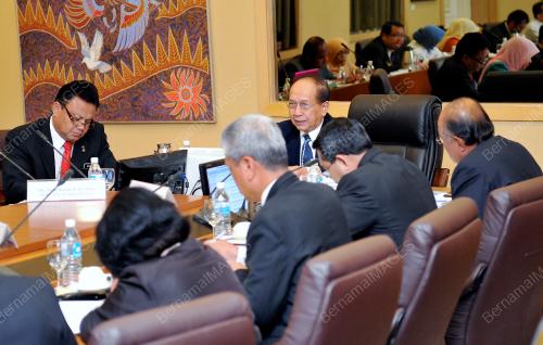 KL42_25062012_RAIS
