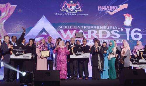 KL42_26012017_ANUGERAH