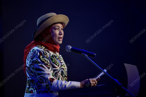 DATUK SERI NANCY SHUKRI