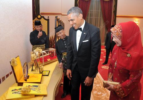 KL42_26042014_AGONG