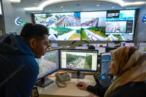 TINJAUAN BILIK KAWALAN PLUS