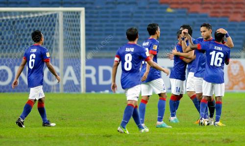 KL42_28112012_AFF_CUP