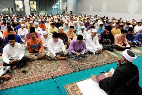 KL42_29012015_HARI_WILAYAH