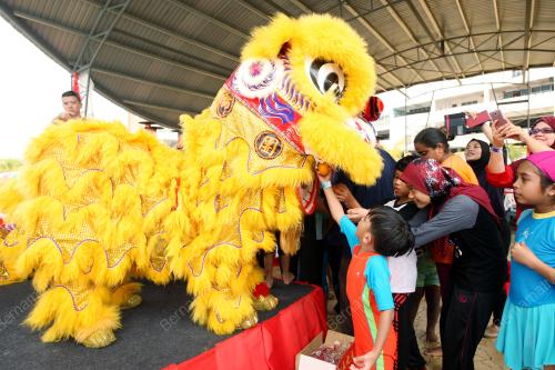 KL42_29012017_TINJAUAN_CNY