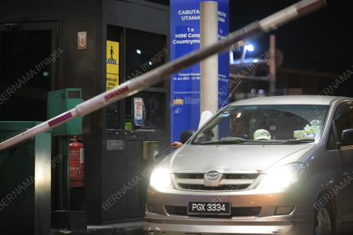 TINJAUAN TOL PERCUMA DI LEBUHRAYA PLUS