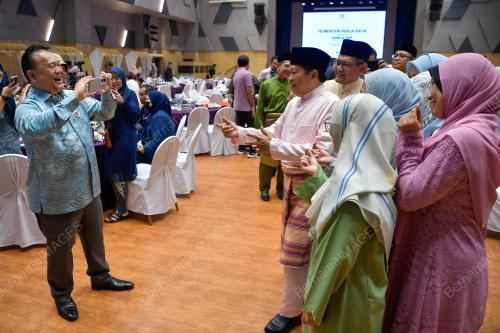 DATUK SERI ALEXANDER NANTA LINGGI