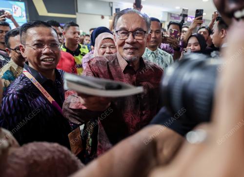 DATUK SERI ANWAR IBRAHIM