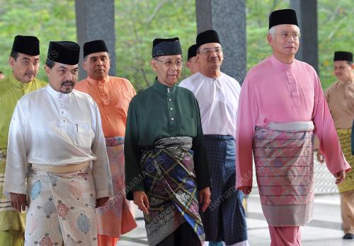 KL42_30072013_AGONG_TAHLIL