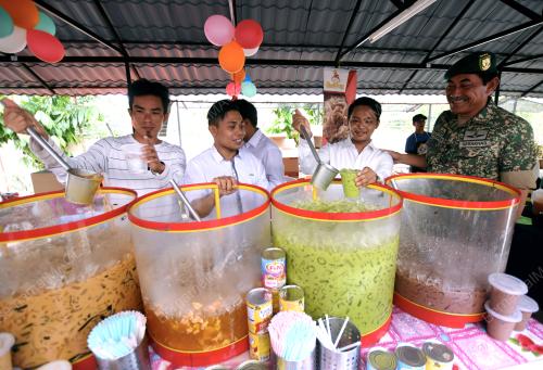 KL42_30092017_KARNIVAL_SANTAI