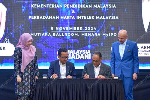DATUK ARMIZAN MOHD ALI